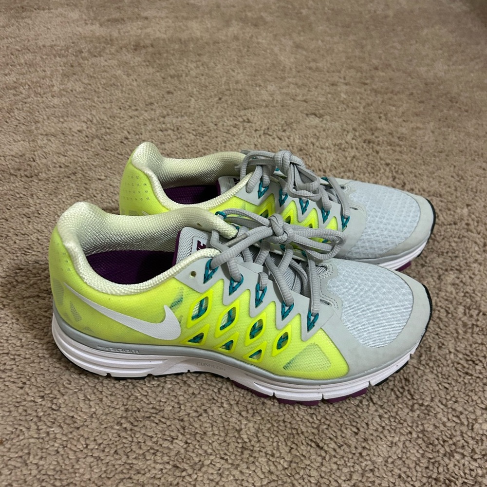 Nike Vomero Running Shoes